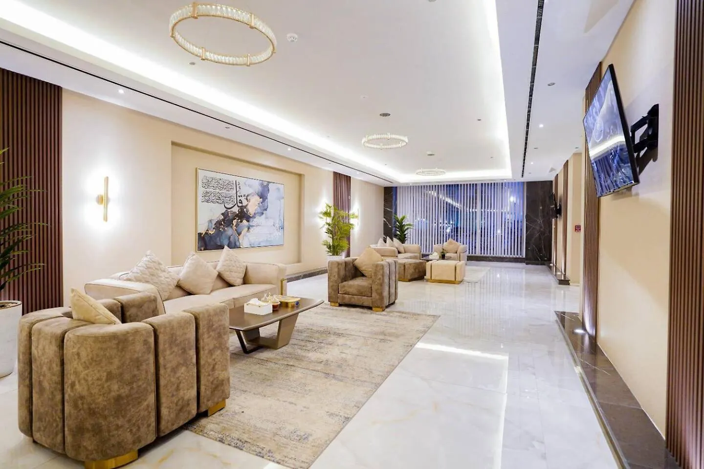 Hera Tower Sport City - By Golden Casa Dubai